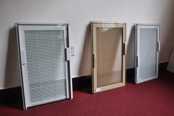 钢化百叶防火玻璃